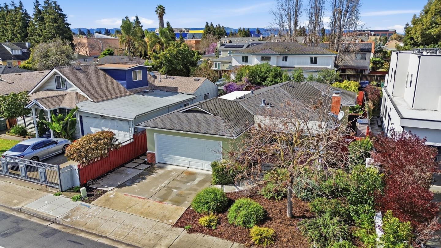 Detail Gallery Image 42 of 54 For 2115 Clarke Ave, East Palo Alto,  CA 94303 - 3 Beds | 1/1 Baths