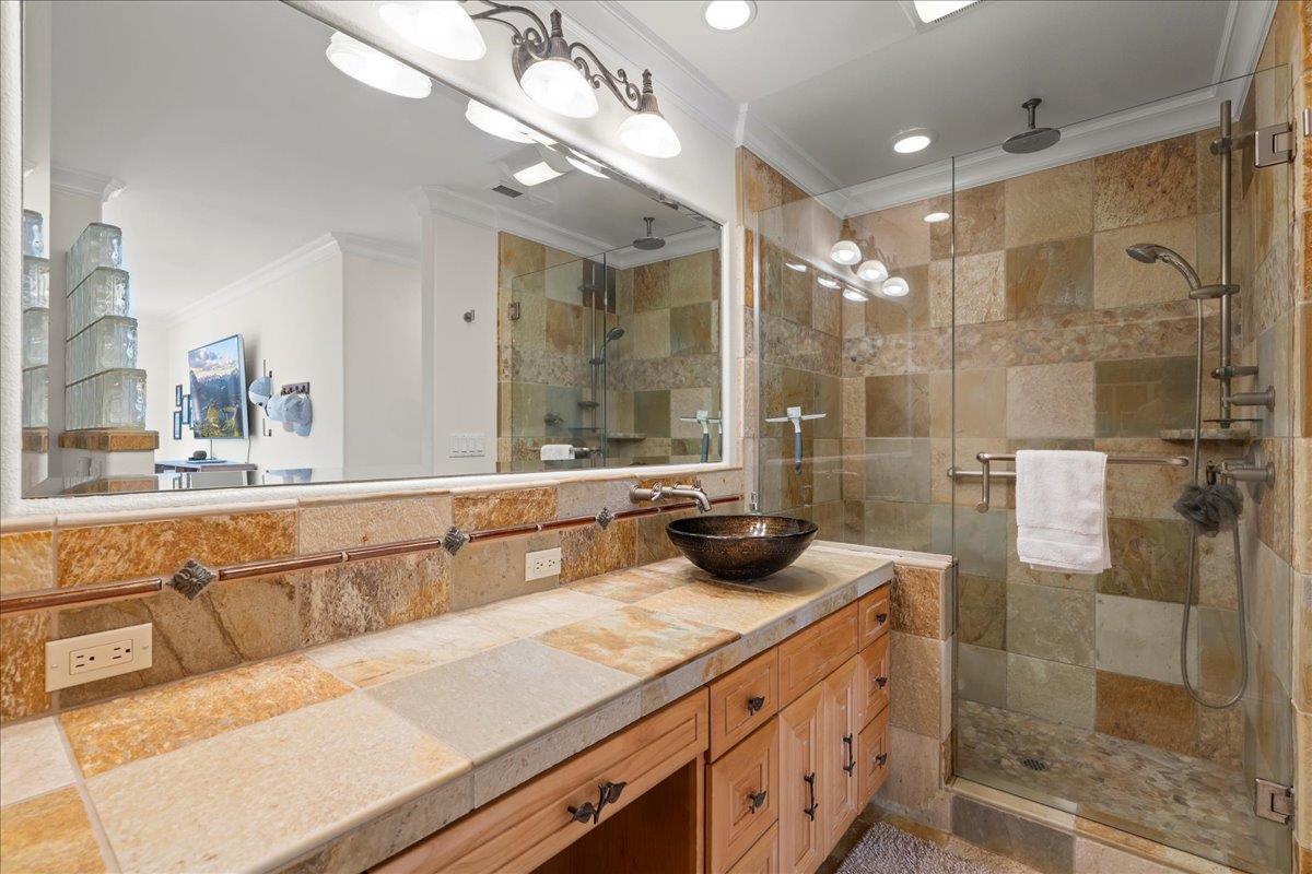 Detail Gallery Image 33 of 49 For 5072 Hawley Ct, San Jose,  CA 95118 - 3 Beds | 2 Baths