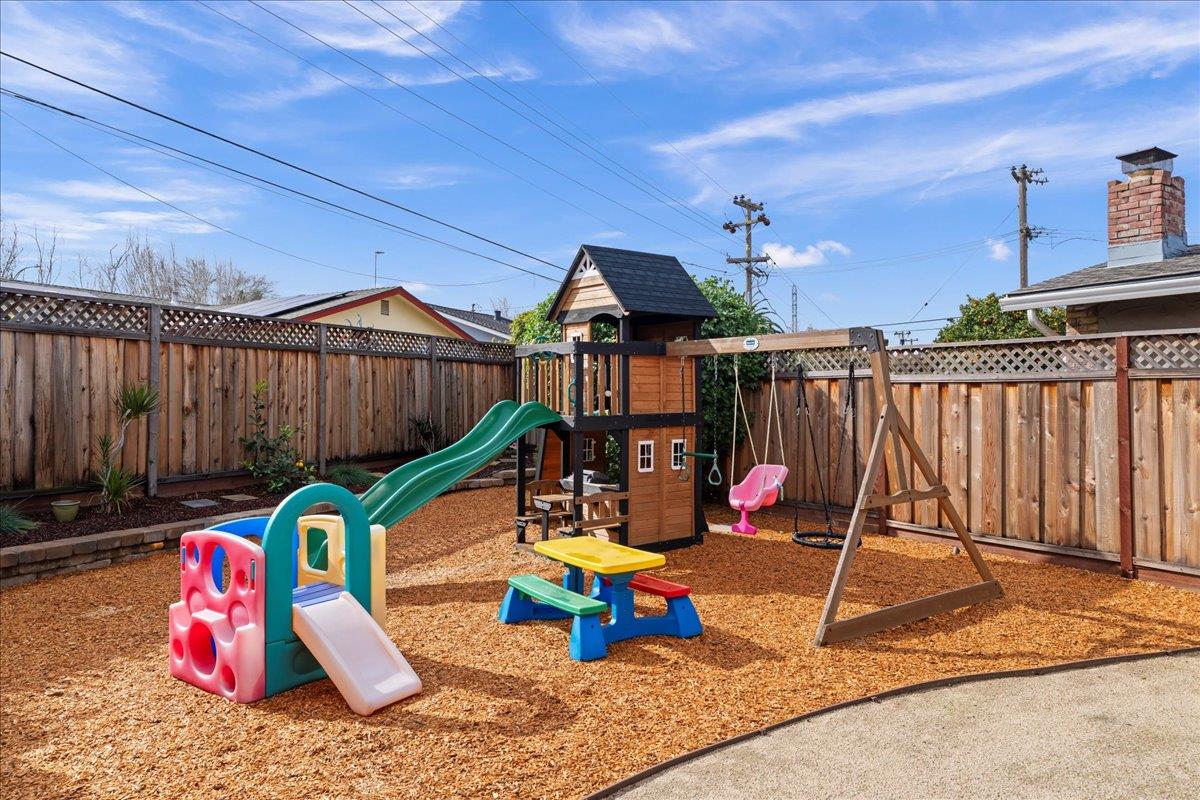 Detail Gallery Image 40 of 49 For 5072 Hawley Ct, San Jose,  CA 95118 - 3 Beds | 2 Baths