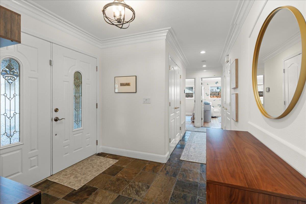 Detail Gallery Image 8 of 49 For 5072 Hawley Ct, San Jose,  CA 95118 - 3 Beds | 2 Baths