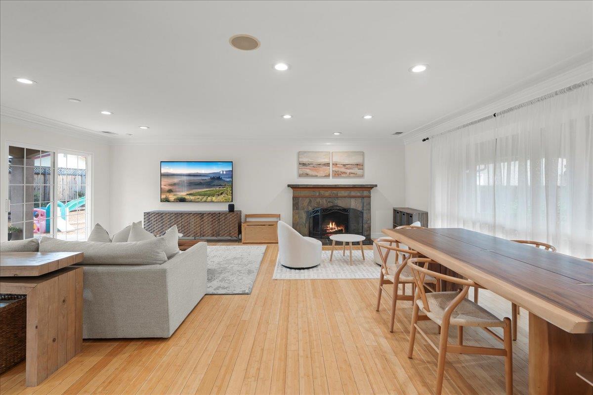 Detail Gallery Image 9 of 49 For 5072 Hawley Ct, San Jose,  CA 95118 - 3 Beds | 2 Baths