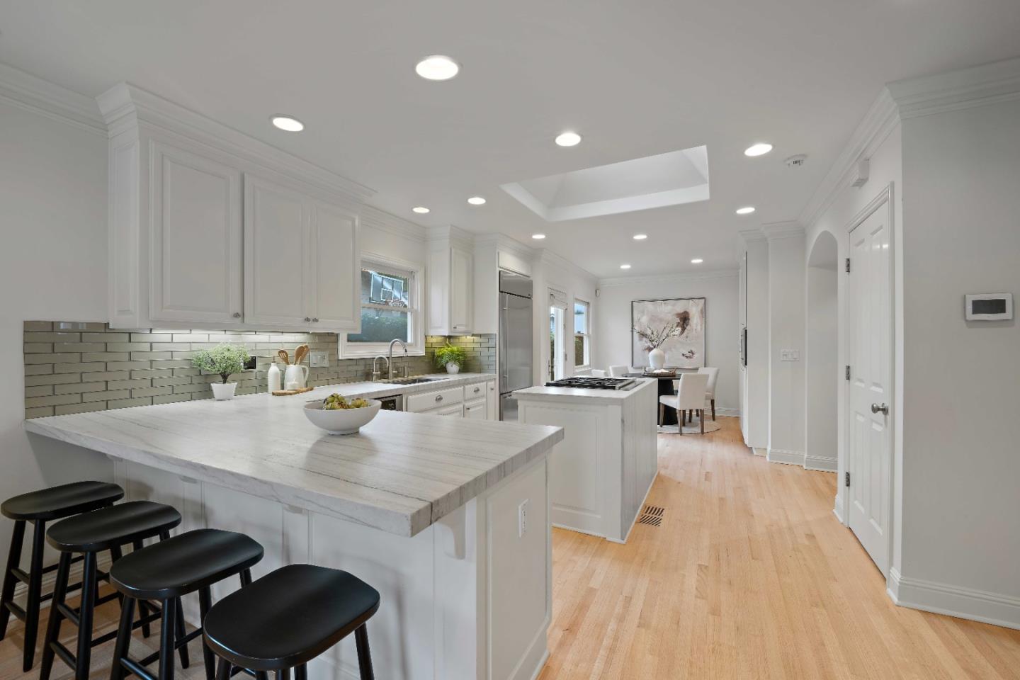 Detail Gallery Image 12 of 56 For 14 Cross Way, Los Gatos,  CA 95030 - 2 Beds | 2 Baths