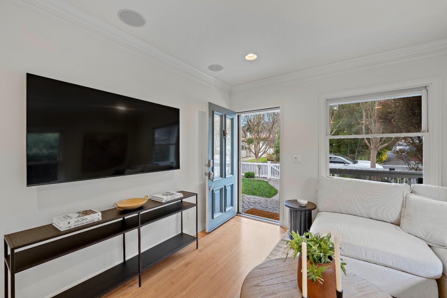 Detail Gallery Image 8 of 56 For 14 Cross Way, Los Gatos,  CA 95030 - 2 Beds | 2 Baths