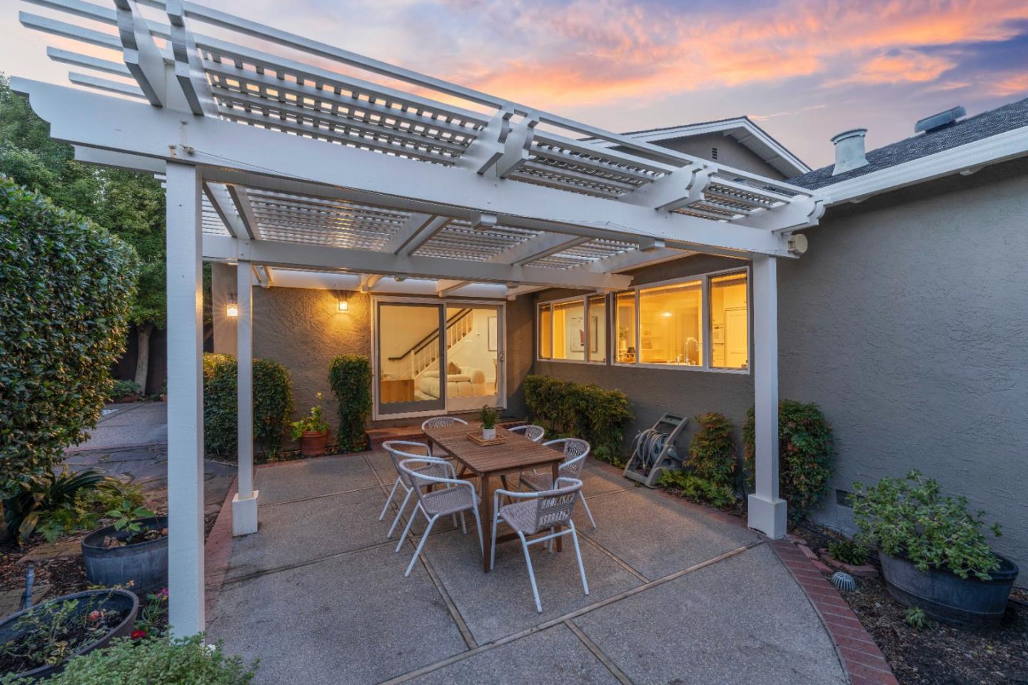 Detail Gallery Image 31 of 50 For 348 Henderson Dr, San Jose,  CA 95123 - 3 Beds | 2 Baths