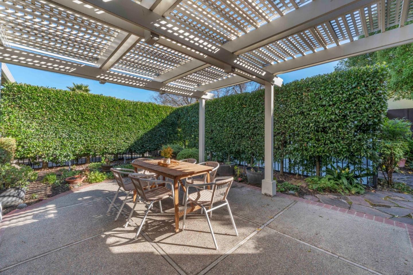 Detail Gallery Image 33 of 50 For 348 Henderson Dr, San Jose,  CA 95123 - 3 Beds | 2 Baths