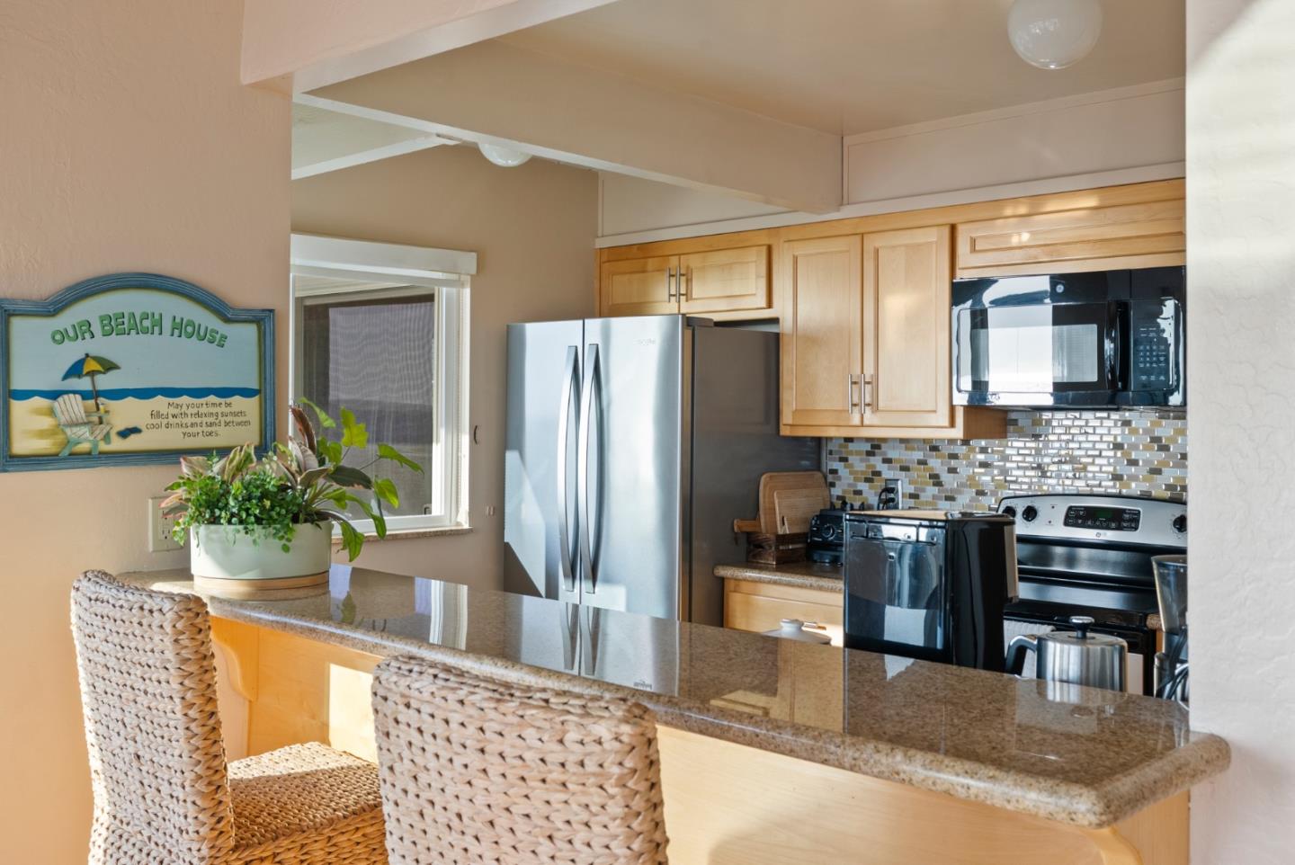 Detail Gallery Image 13 of 57 For 665 Sand Dollar Ln, Watsonville,  CA 95076 - 4 Beds | 3 Baths