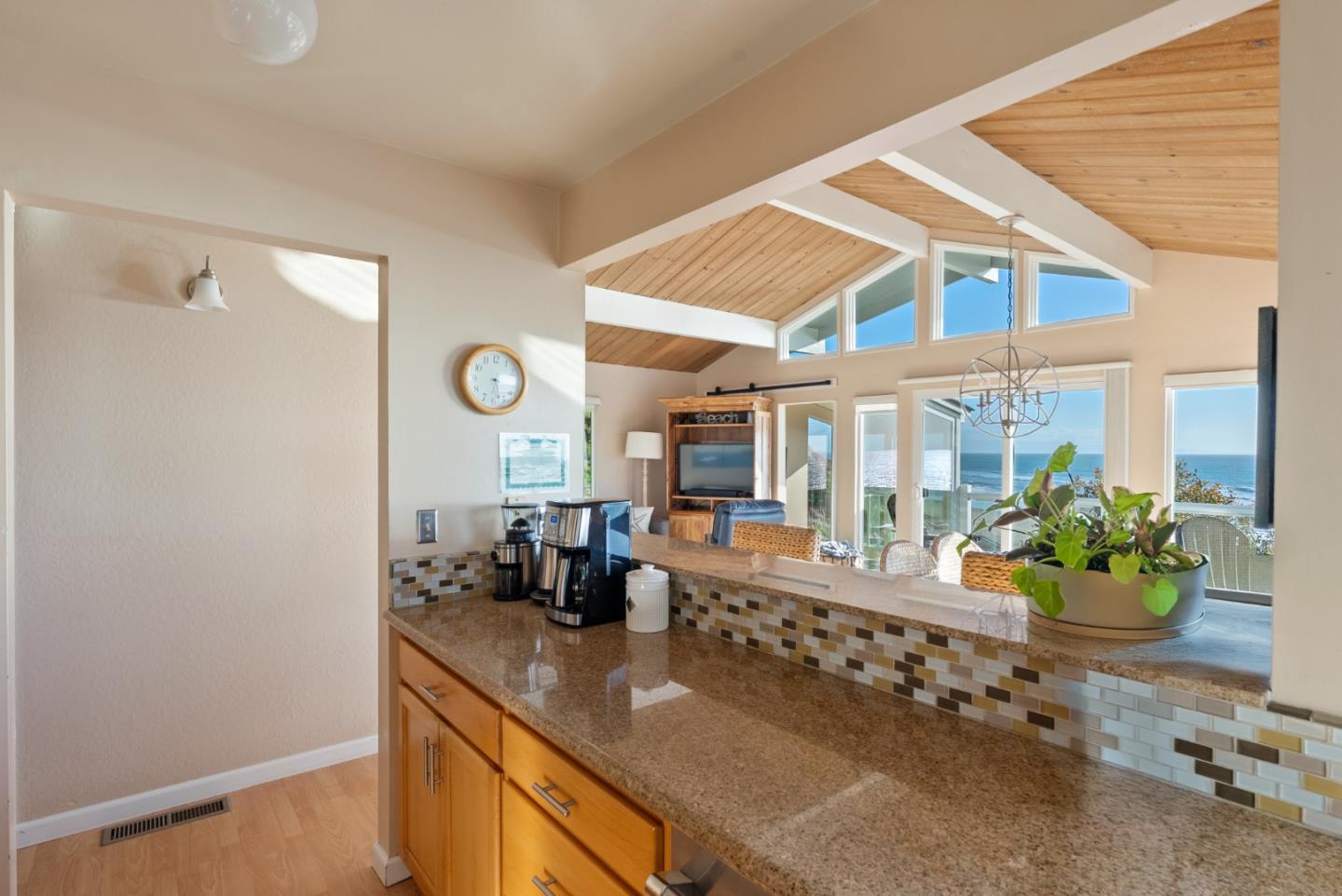 Detail Gallery Image 18 of 57 For 665 Sand Dollar Ln, Watsonville,  CA 95076 - 4 Beds | 3 Baths