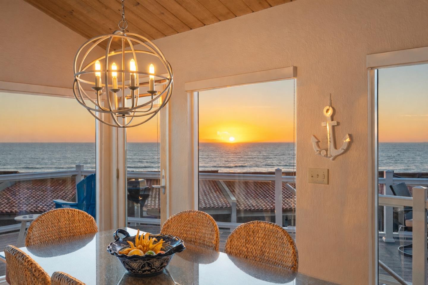 Detail Gallery Image 2 of 57 For 665 Sand Dollar Ln, Watsonville,  CA 95076 - 4 Beds | 3 Baths