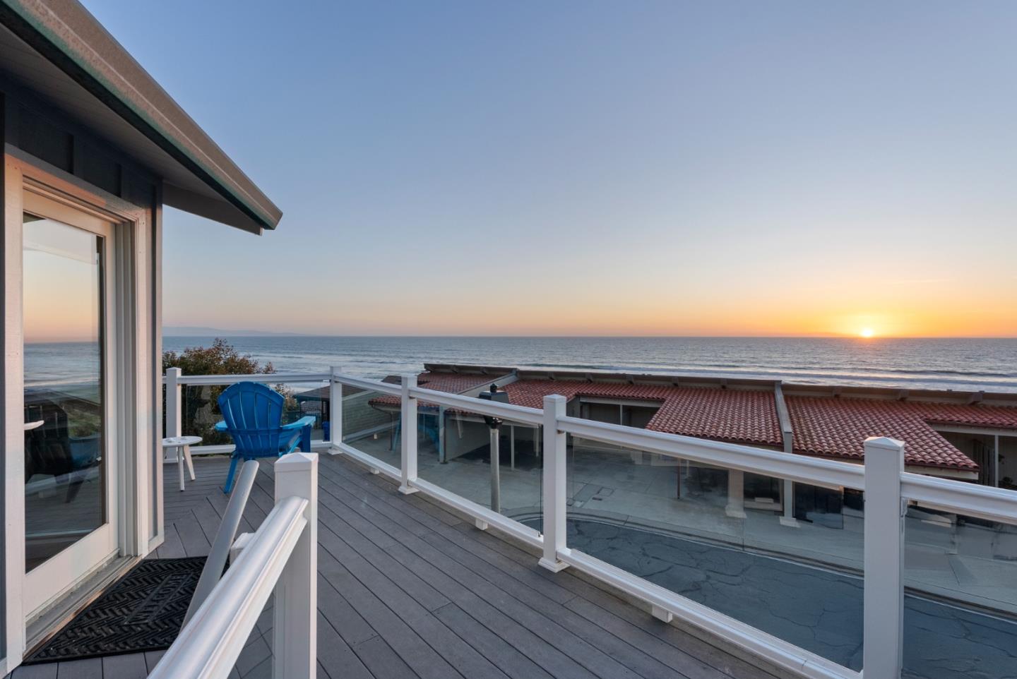 Detail Gallery Image 4 of 57 For 665 Sand Dollar Ln, Watsonville,  CA 95076 - 4 Beds | 3 Baths