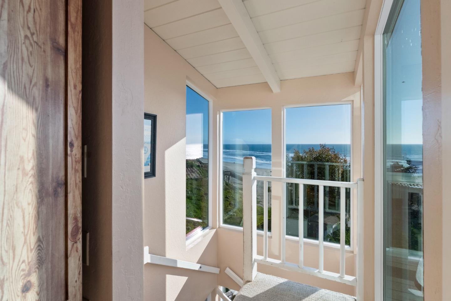 Detail Gallery Image 41 of 57 For 665 Sand Dollar Ln, Watsonville,  CA 95076 - 4 Beds | 3 Baths