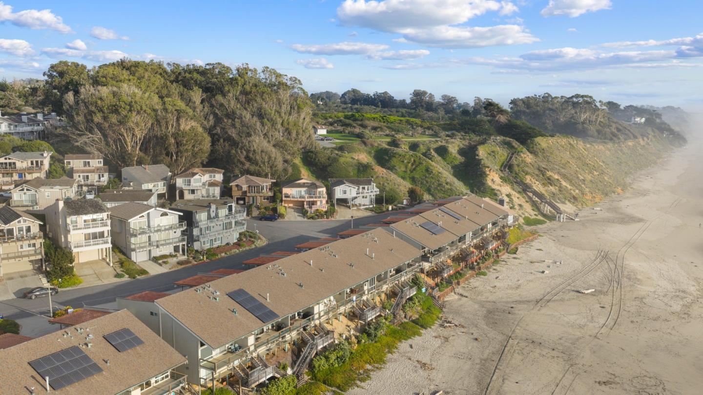 Detail Gallery Image 8 of 57 For 665 Sand Dollar Ln, Watsonville,  CA 95076 - 4 Beds | 3 Baths