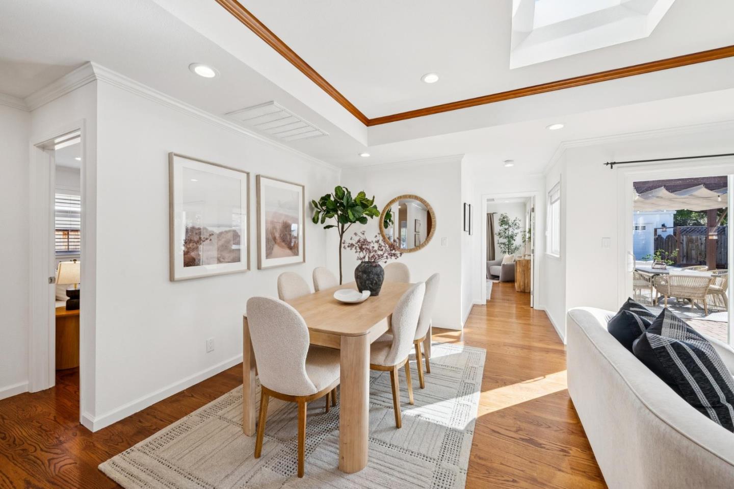 Detail Gallery Image 13 of 77 For 15146 Stratford Dr, San Jose,  CA 95124 - 3 Beds | 3 Baths