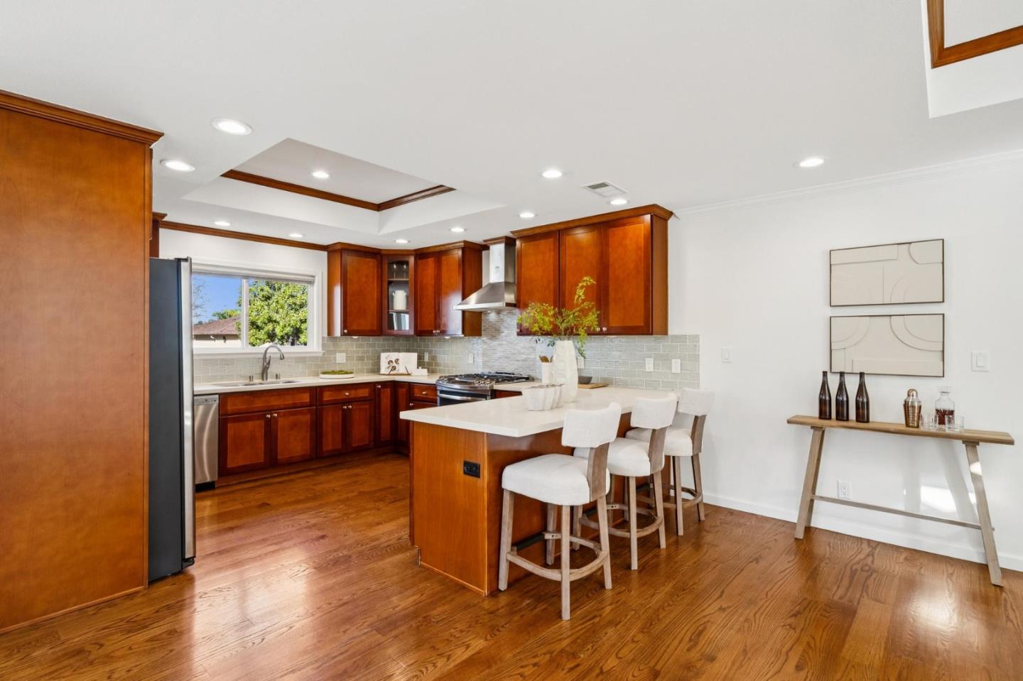 Detail Gallery Image 16 of 77 For 15146 Stratford Dr, San Jose,  CA 95124 - 3 Beds | 3 Baths