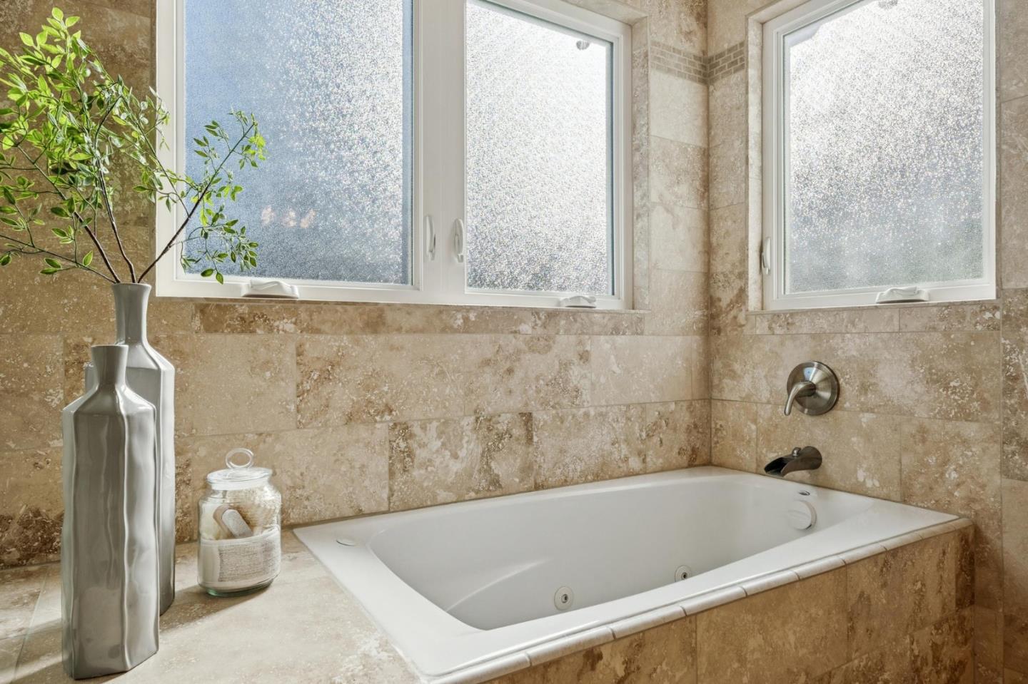 Detail Gallery Image 32 of 77 For 15146 Stratford Dr, San Jose,  CA 95124 - 3 Beds | 3 Baths