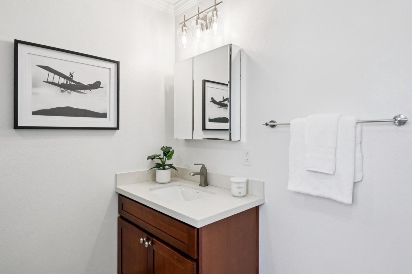 Detail Gallery Image 39 of 77 For 15146 Stratford Dr, San Jose,  CA 95124 - 3 Beds | 3 Baths