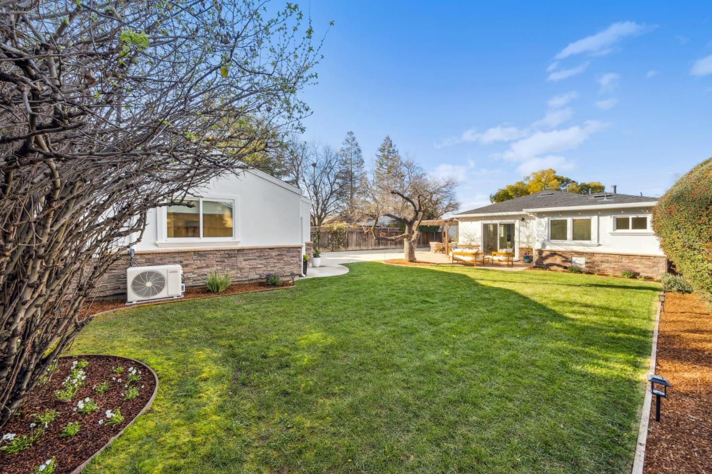 Detail Gallery Image 58 of 77 For 15146 Stratford Dr, San Jose,  CA 95124 - 3 Beds | 3 Baths