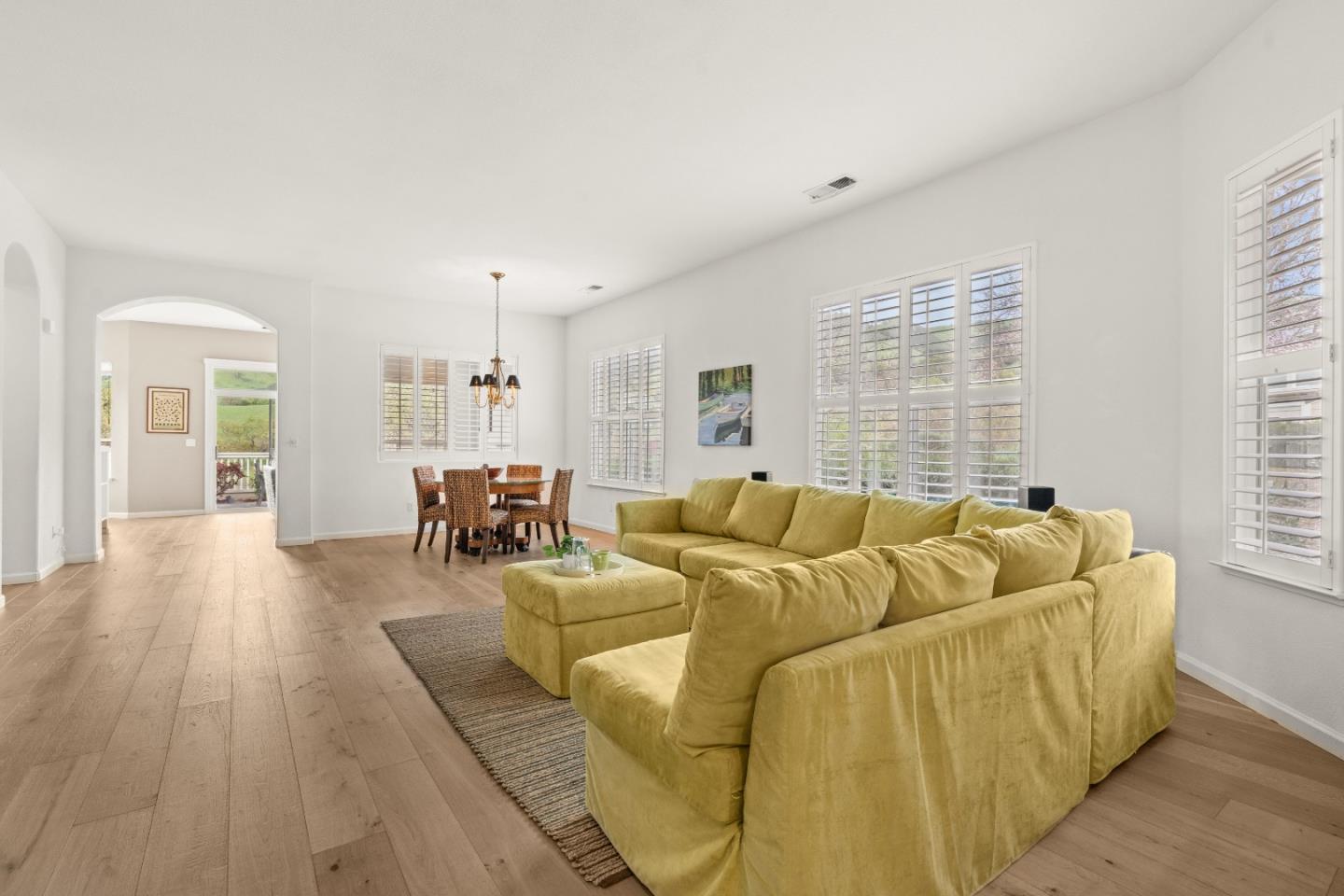 Detail Gallery Image 11 of 40 For 9008 Village View Dr, San Jose,  CA 95135 - 2 Beds | 2/1 Baths