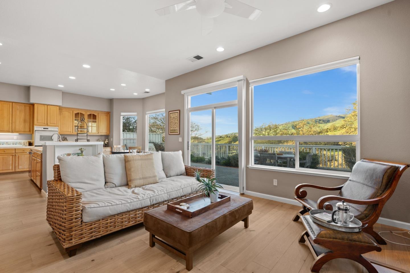 Detail Gallery Image 18 of 40 For 9008 Village View Dr, San Jose,  CA 95135 - 2 Beds | 2/1 Baths