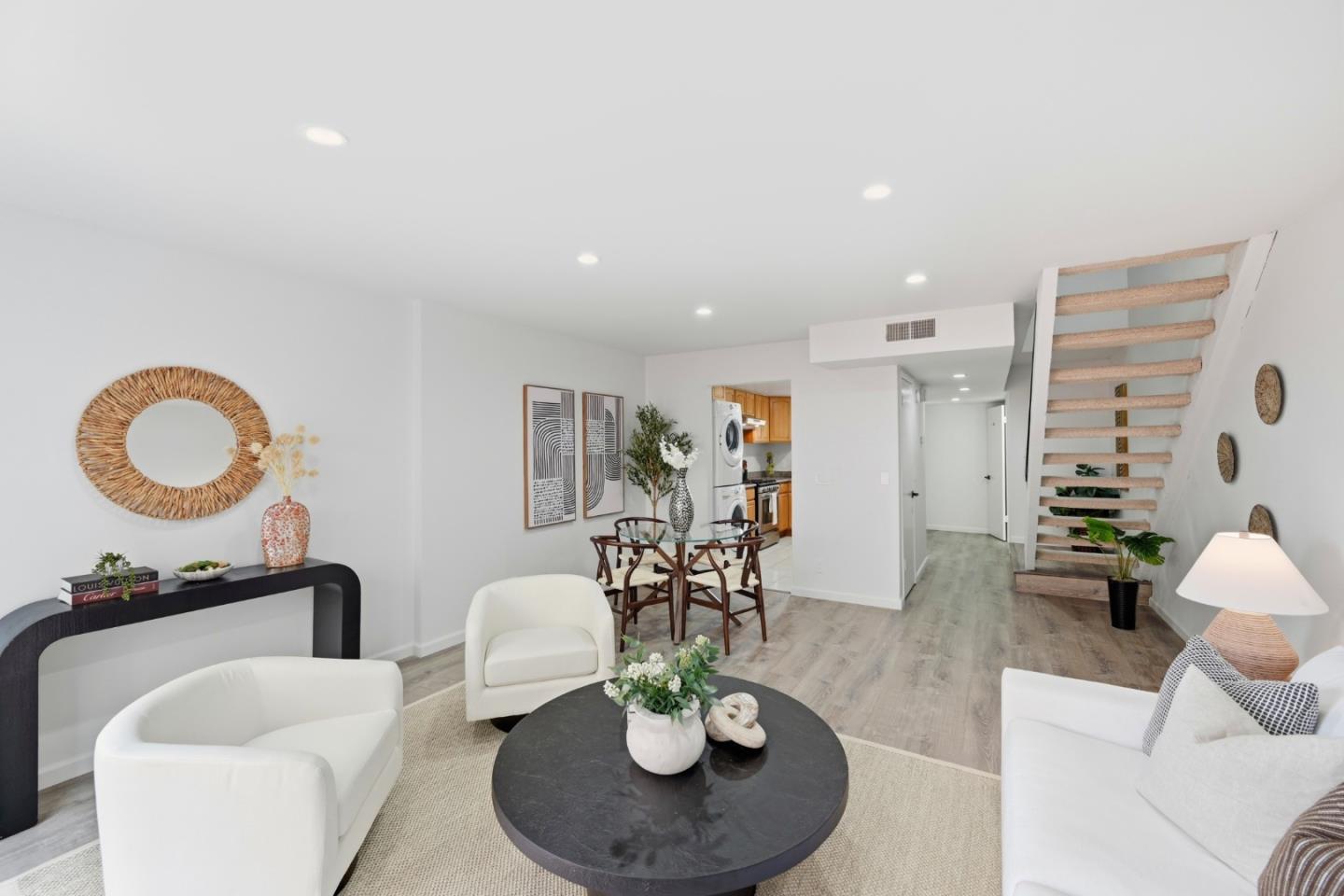 Detail Gallery Image 7 of 36 For 2728 Kilconway Ln, South San Francisco,  CA 94080 - 2 Beds | 1/1 Baths