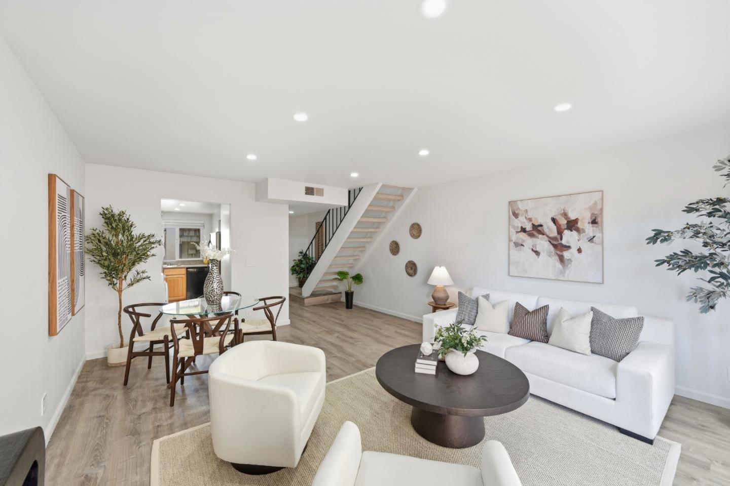 Detail Gallery Image 8 of 36 For 2728 Kilconway Ln, South San Francisco,  CA 94080 - 2 Beds | 1/1 Baths