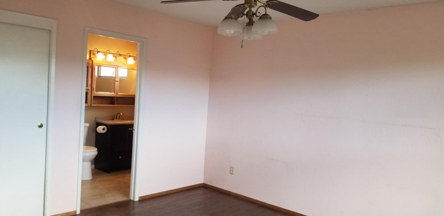 Detail Gallery Image 11 of 13 For 6057 Pineland Ave, San Jose,  CA 95123 - 3 Beds | 2 Baths