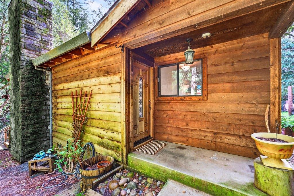 Detail Gallery Image 2 of 32 For 13033 Lompico Rd, Felton,  CA 95018 - 2 Beds | 2 Baths