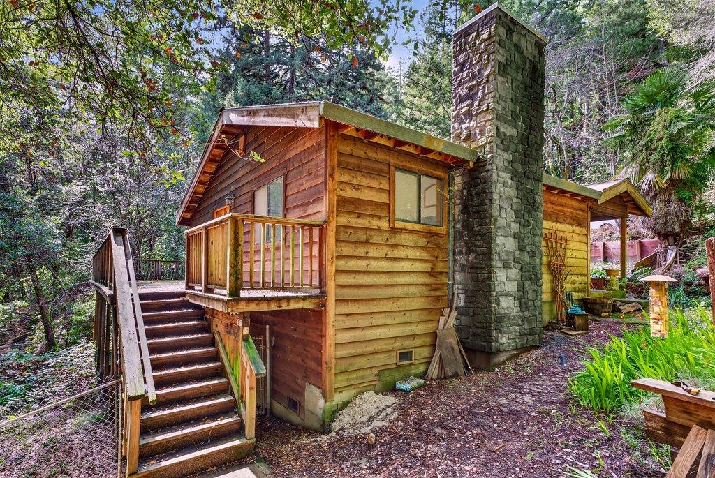 Detail Gallery Image 3 of 32 For 13033 Lompico Rd, Felton,  CA 95018 - 2 Beds | 2 Baths