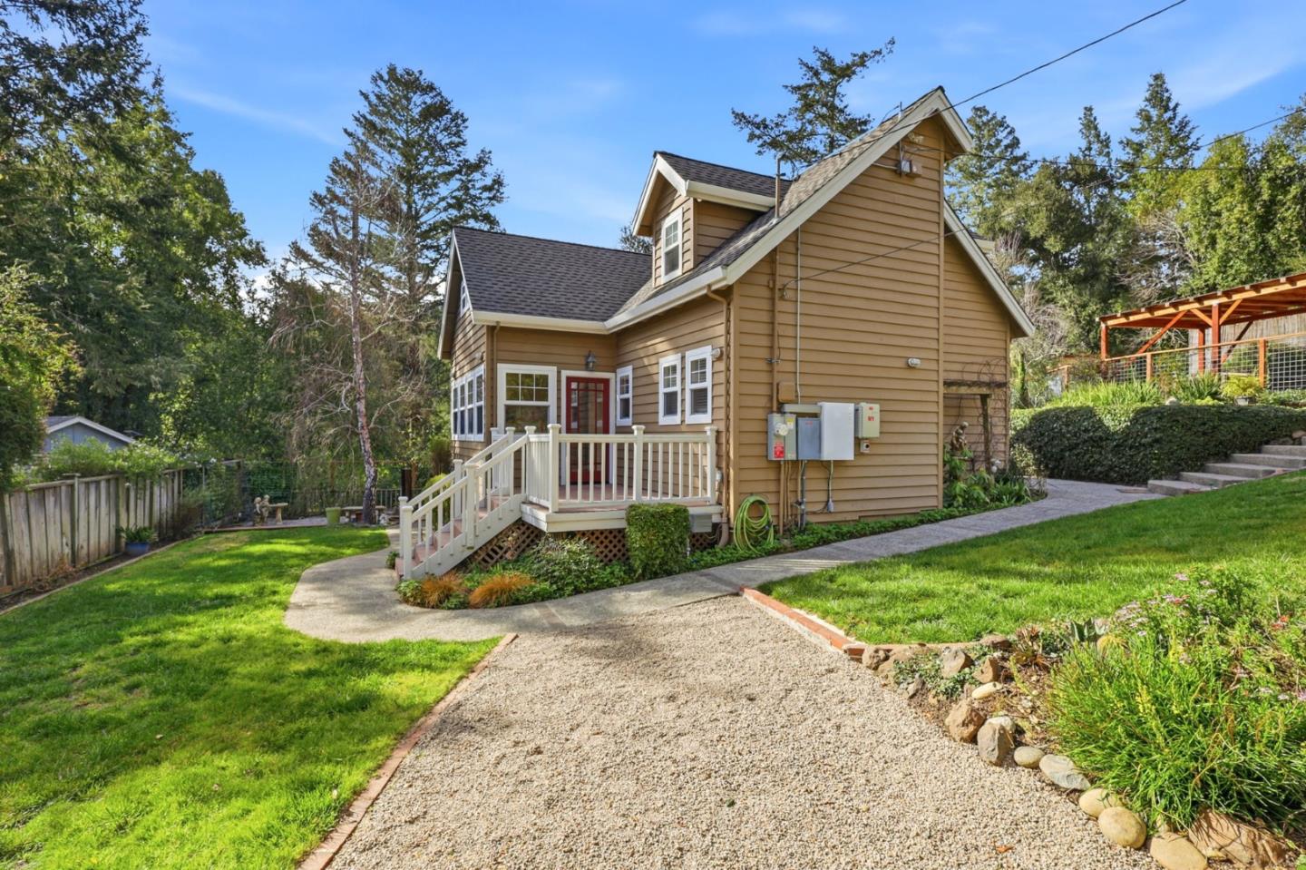 Detail Gallery Image 2 of 43 For 285 Arnold Ave, Ben Lomond,  CA 95005 - 3 Beds | 2 Baths