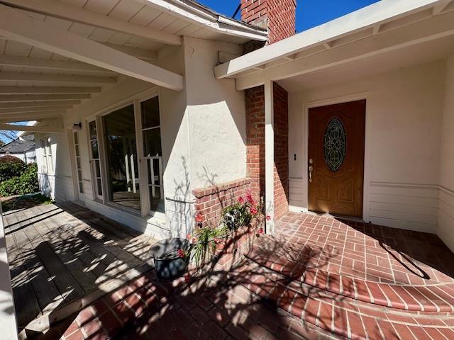 Detail Gallery Image 4 of 28 For 15758 Longwood Dr, Los Gatos,  CA 95032 - 4 Beds | 3/1 Baths