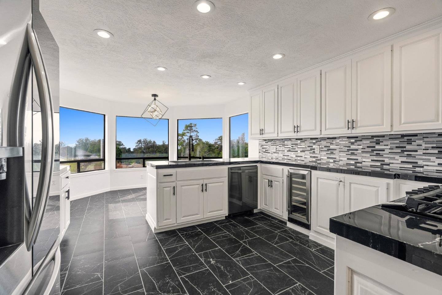 Detail Gallery Image 14 of 58 For 607 Saint Andrews Dr, Aptos,  CA 95003 - 4 Beds | 2/1 Baths