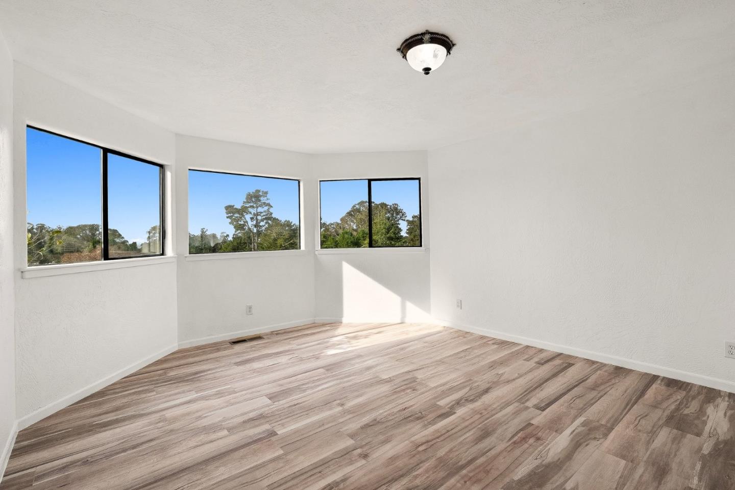 Detail Gallery Image 34 of 58 For 607 Saint Andrews Dr, Aptos,  CA 95003 - 4 Beds | 2/1 Baths