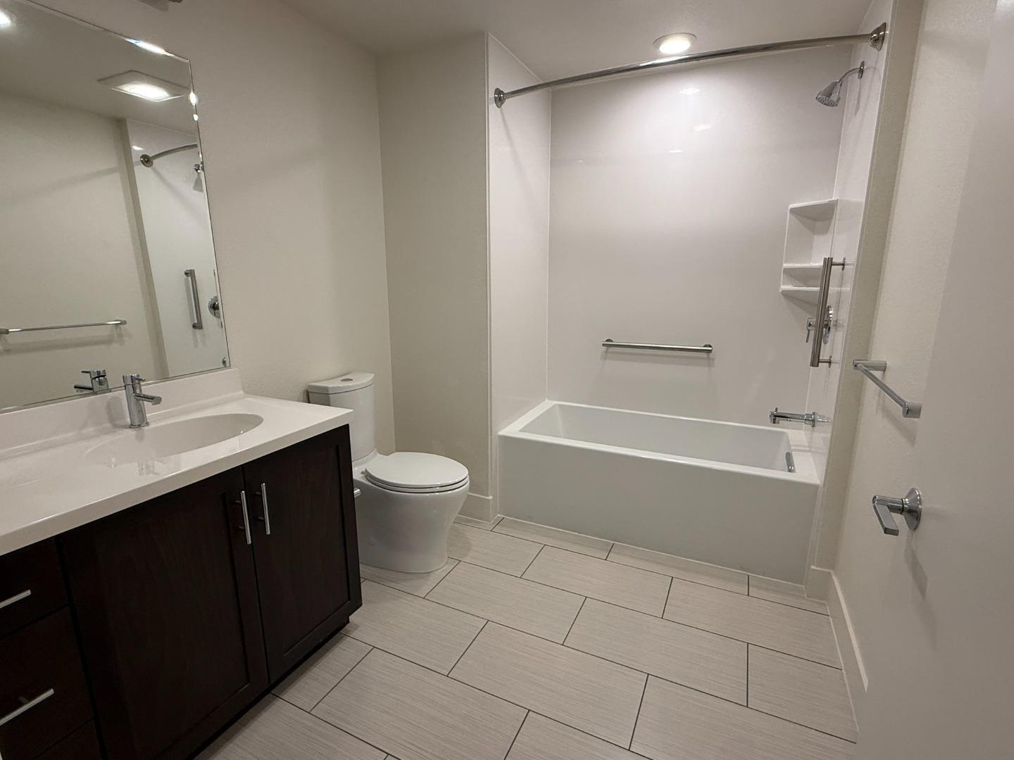 Detail Gallery Image 14 of 21 For 657 Walnut St #429,  San Carlos,  CA 94070 - 2 Beds | 2 Baths