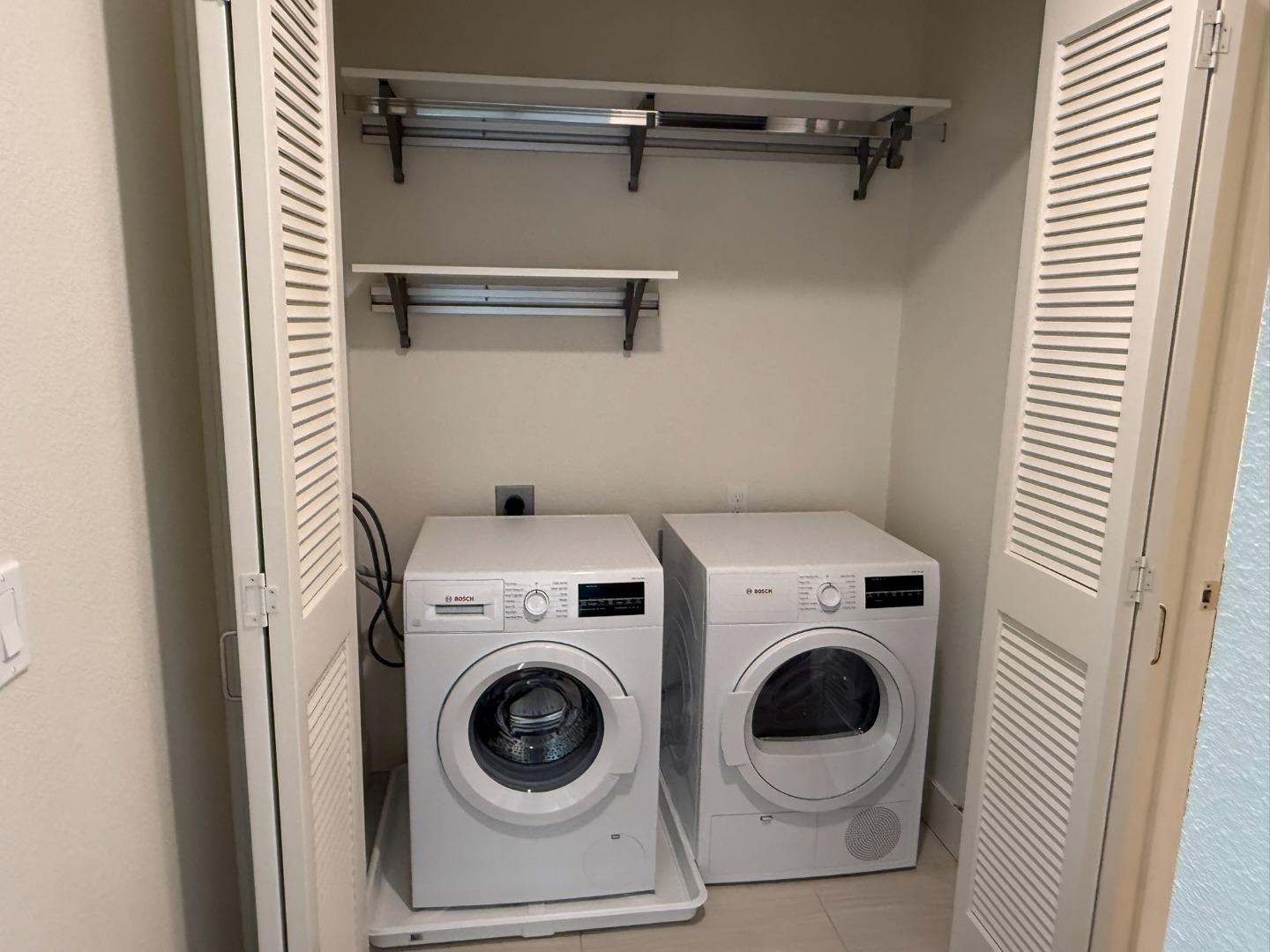 Detail Gallery Image 15 of 21 For 657 Walnut St #429,  San Carlos,  CA 94070 - 2 Beds | 2 Baths