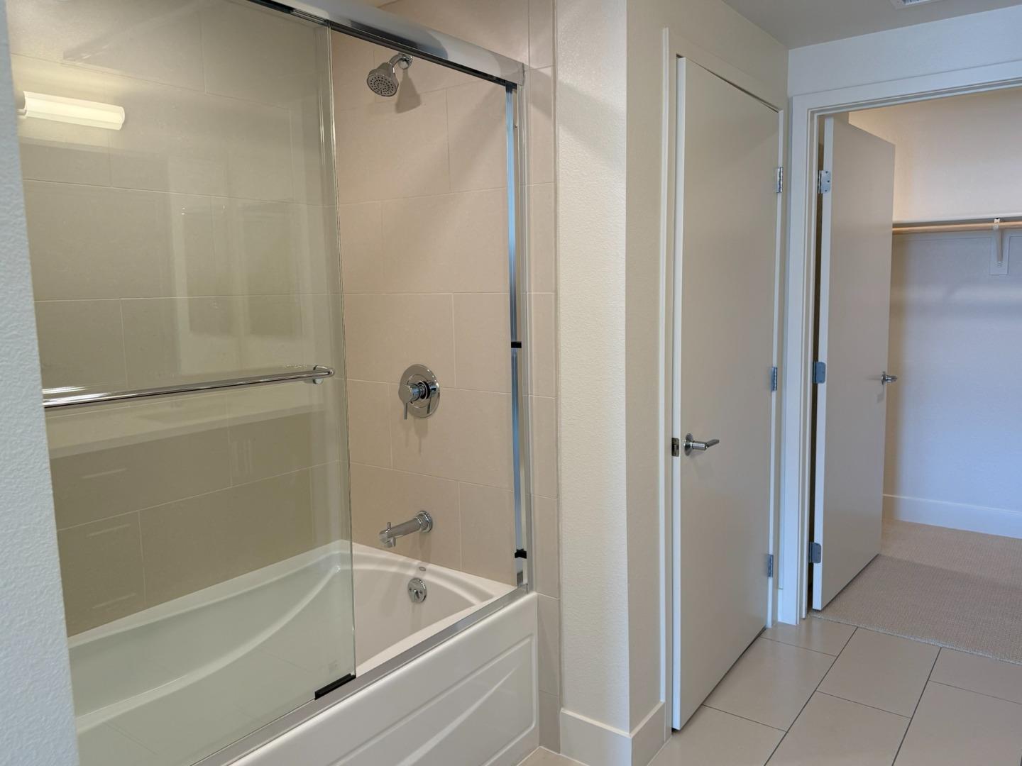 Detail Gallery Image 9 of 21 For 657 Walnut St #429,  San Carlos,  CA 94070 - 2 Beds | 2 Baths