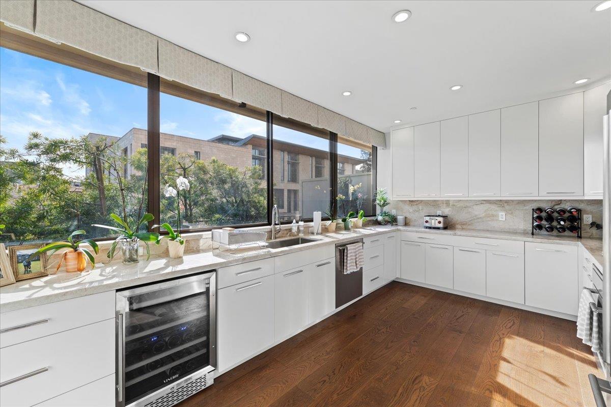 Detail Gallery Image 10 of 27 For 20 W 3rd Ave #202,  San Mateo,  CA 94402 - 2 Beds | 2/1 Baths