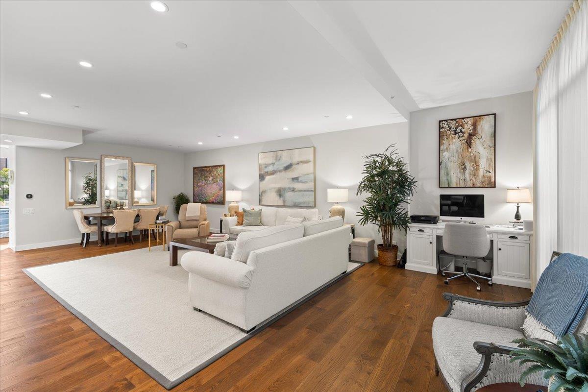 Detail Gallery Image 6 of 27 For 20 W 3rd Ave #202,  San Mateo,  CA 94402 - 2 Beds | 2/1 Baths