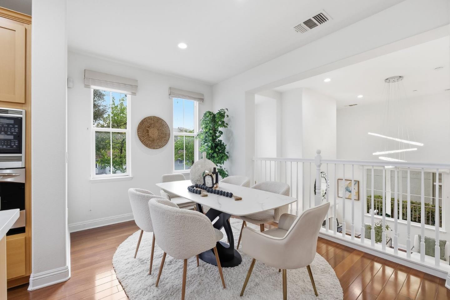 Detail Gallery Image 16 of 54 For 314 Lavender Dr, Mountain View,  CA 94041 - 3 Beds | 2/1 Baths