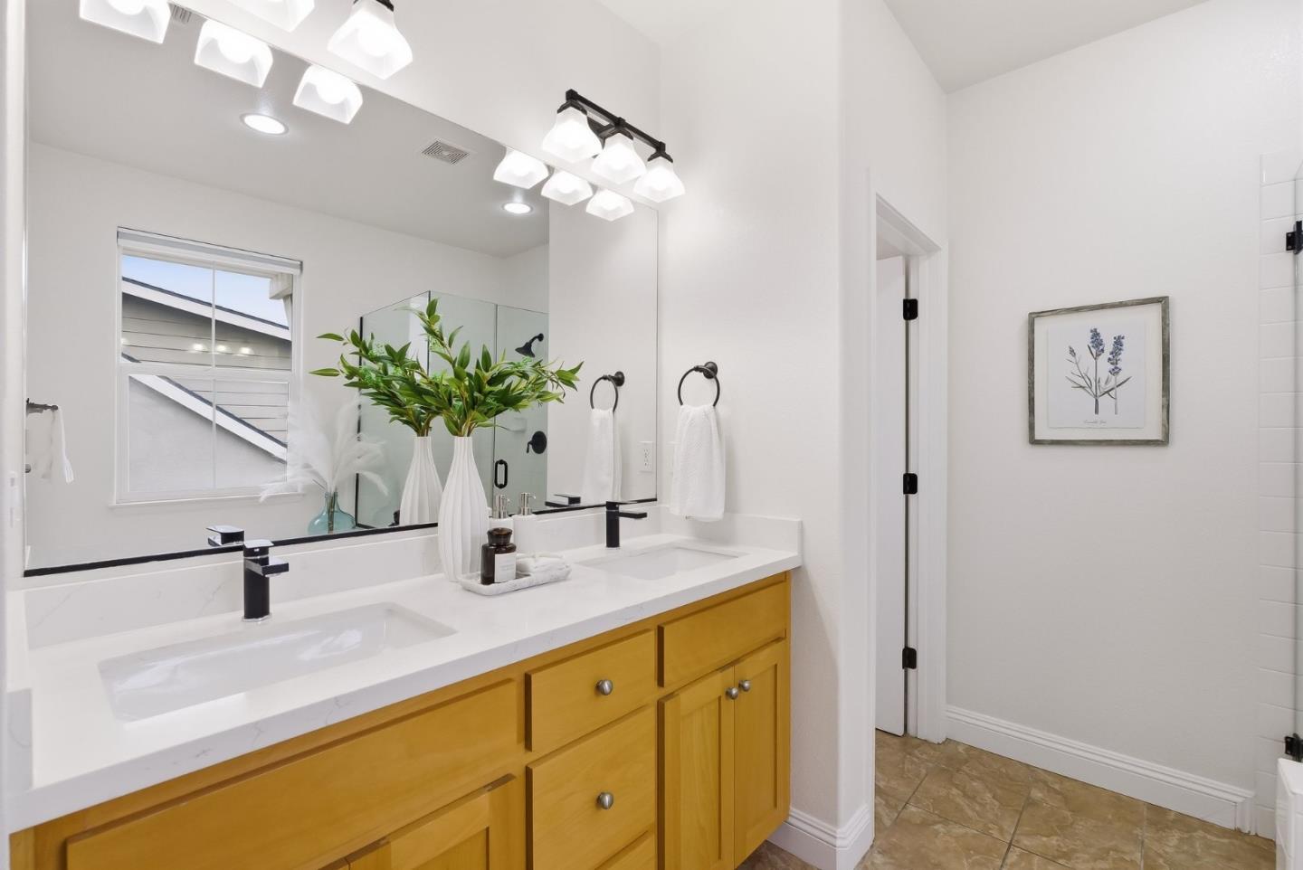 Detail Gallery Image 30 of 54 For 314 Lavender Dr, Mountain View,  CA 94041 - 3 Beds | 2/1 Baths