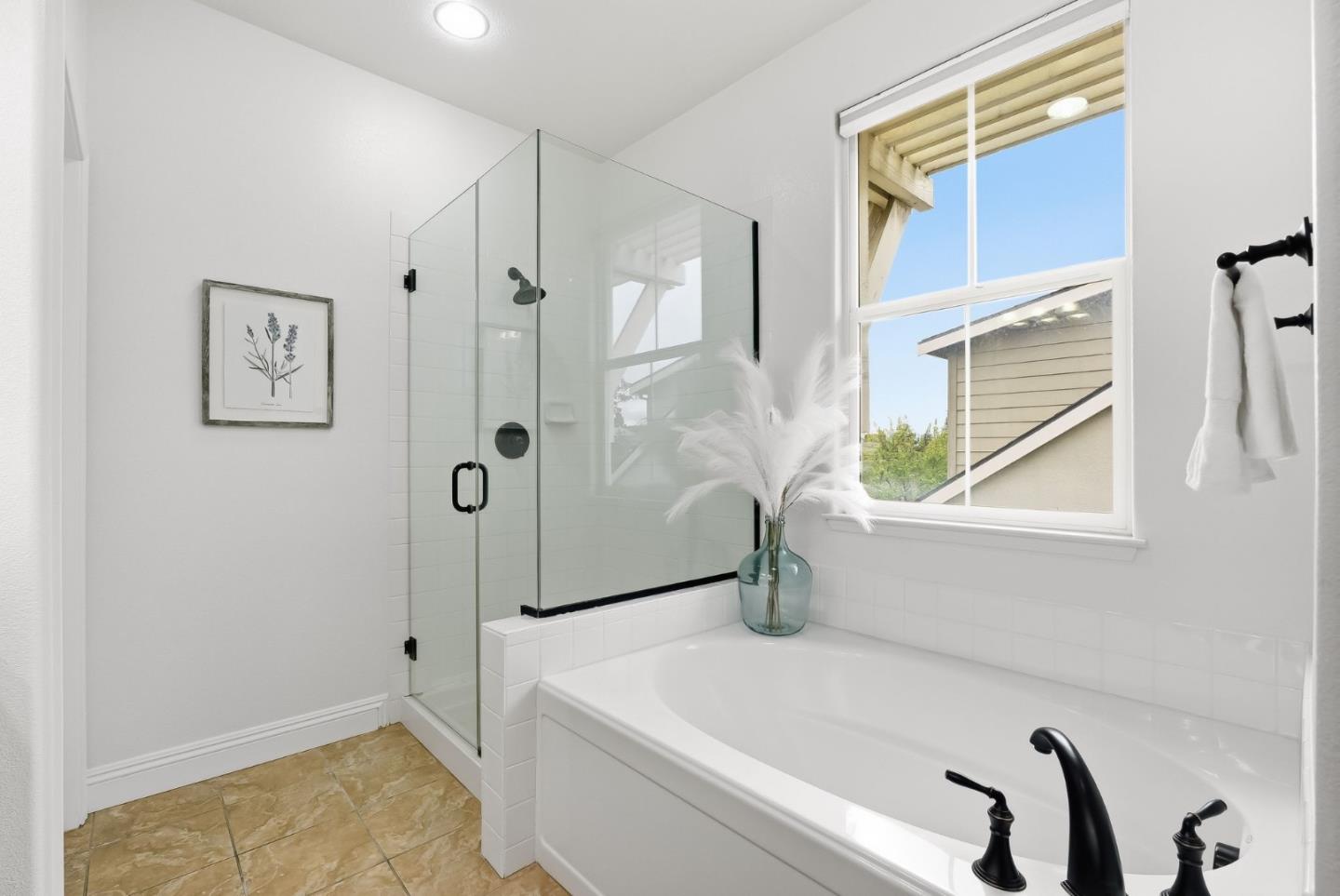 Detail Gallery Image 31 of 54 For 314 Lavender Dr, Mountain View,  CA 94041 - 3 Beds | 2/1 Baths