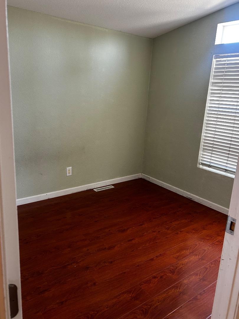 Detail Gallery Image 5 of 13 For 49 Blanca Ln #512,  Watsonville,  CA 95076 - 3 Beds | 2 Baths