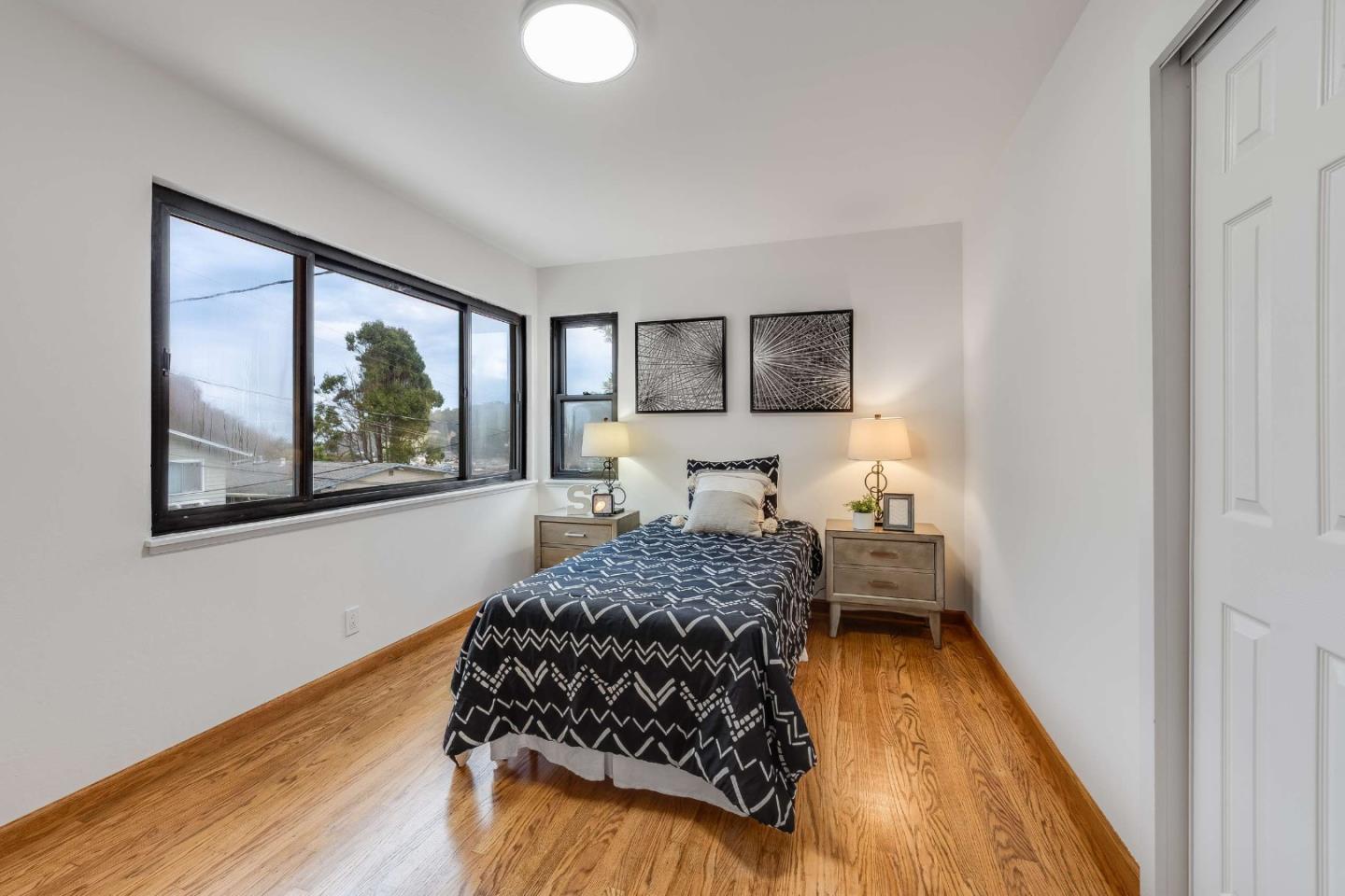 Detail Gallery Image 16 of 61 For 1536 Valdez Way, Pacifica,  CA 94044 - 3 Beds | 2 Baths