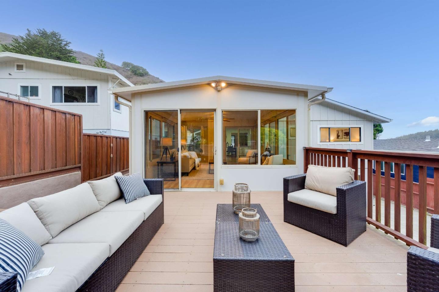 Detail Gallery Image 26 of 61 For 1536 Valdez Way, Pacifica,  CA 94044 - 3 Beds | 2 Baths