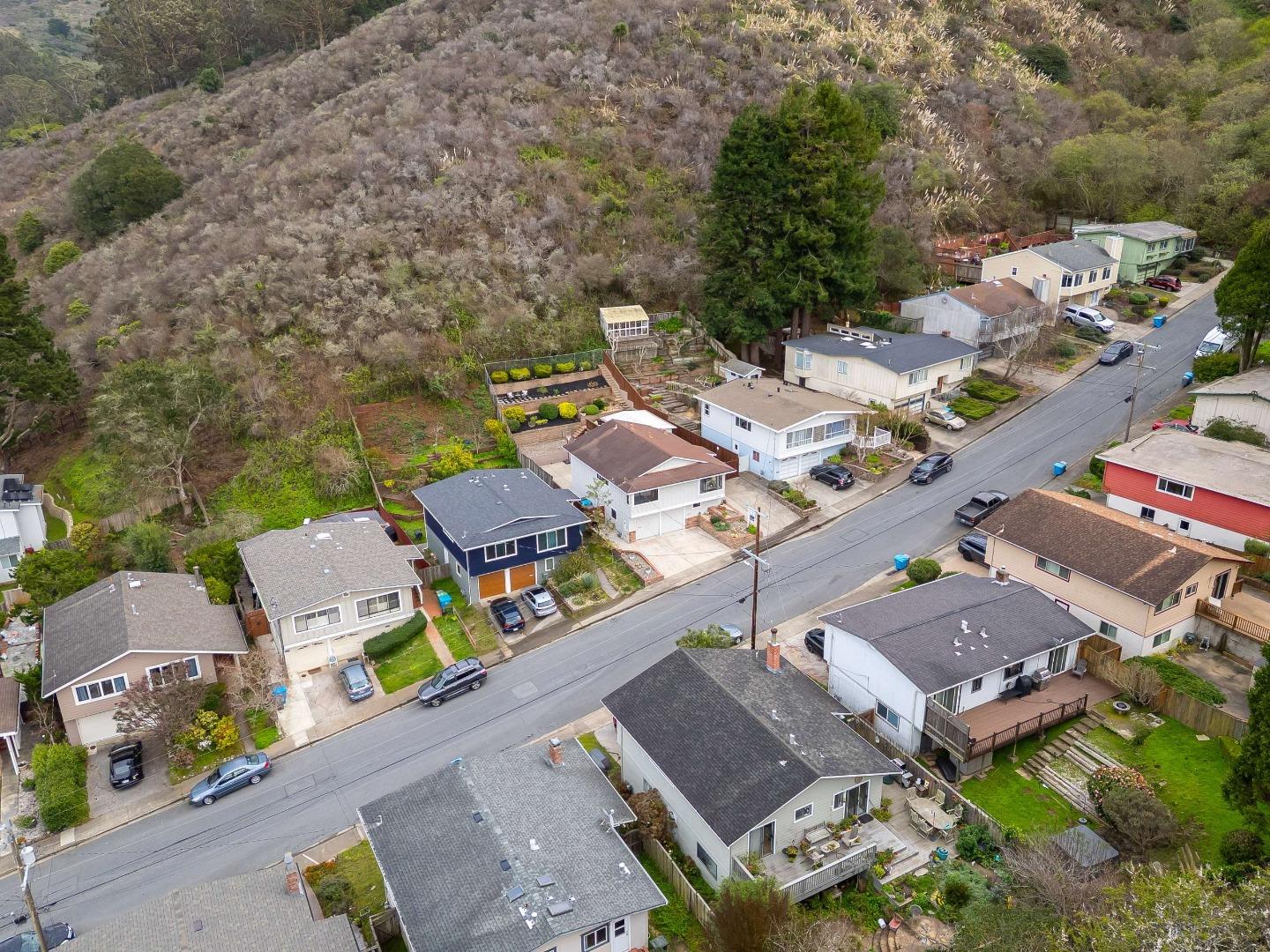 Detail Gallery Image 32 of 61 For 1536 Valdez Way, Pacifica,  CA 94044 - 3 Beds | 2 Baths
