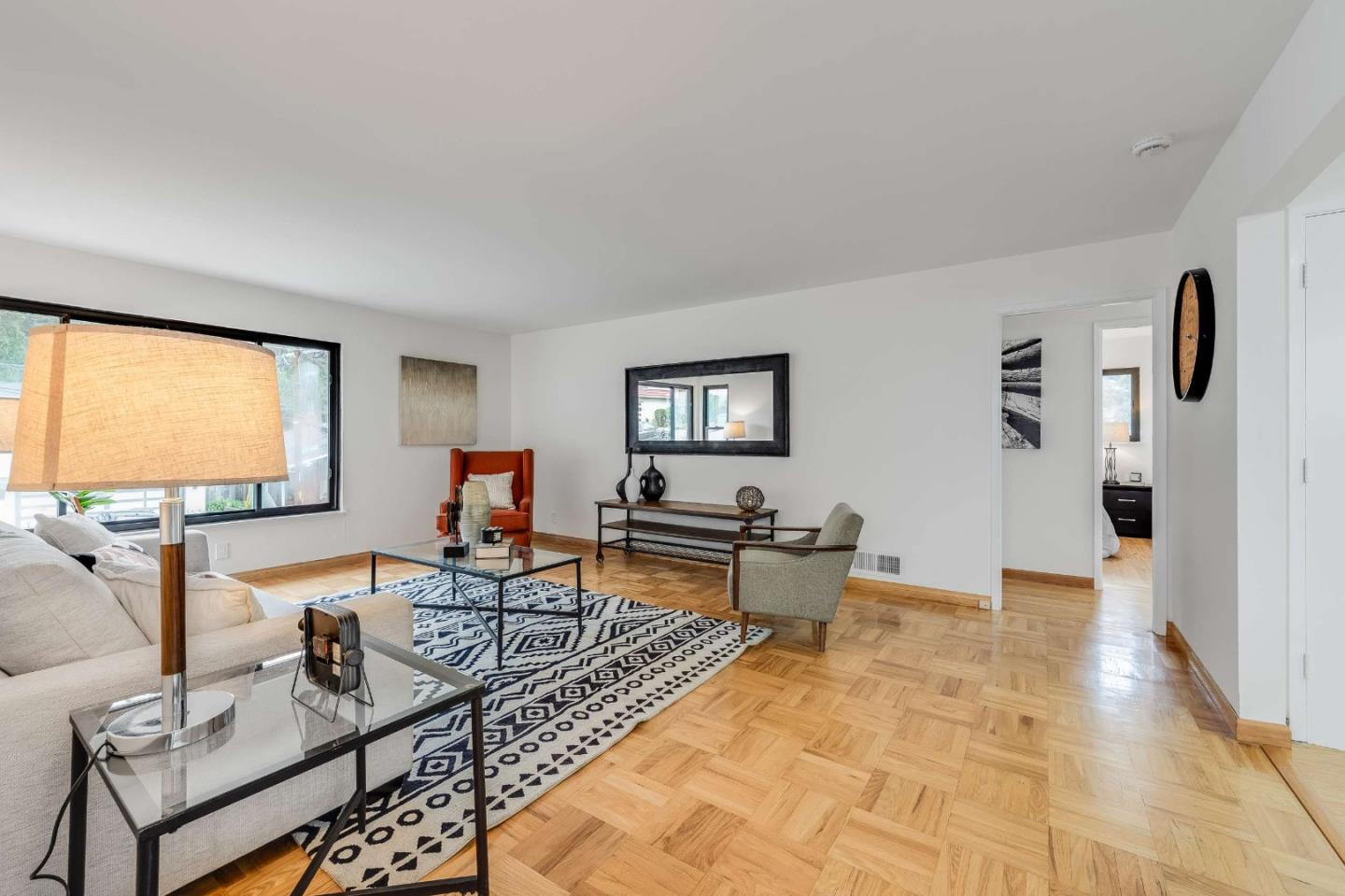 Detail Gallery Image 4 of 61 For 1536 Valdez Way, Pacifica,  CA 94044 - 3 Beds | 2 Baths