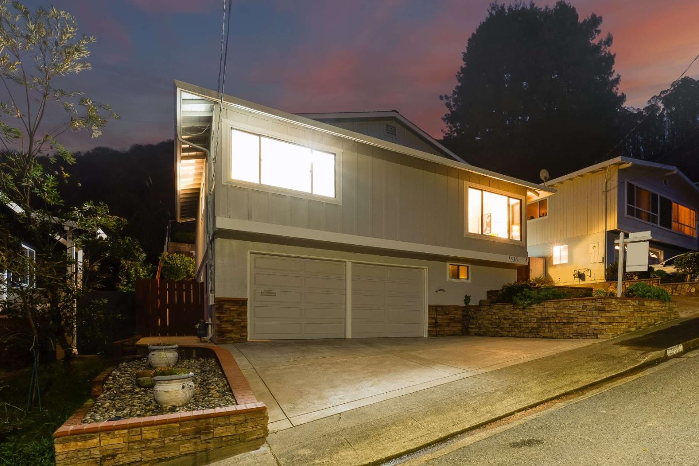 Detail Gallery Image 48 of 61 For 1536 Valdez Way, Pacifica,  CA 94044 - 3 Beds | 2 Baths