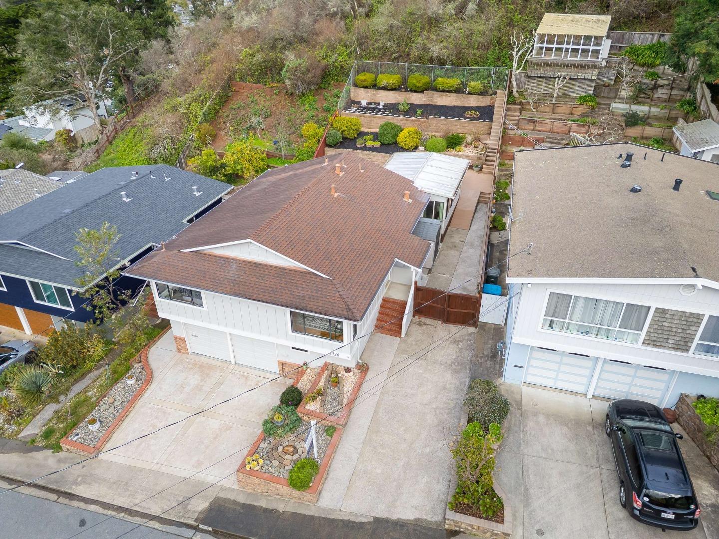 Detail Gallery Image 49 of 61 For 1536 Valdez Way, Pacifica,  CA 94044 - 3 Beds | 2 Baths