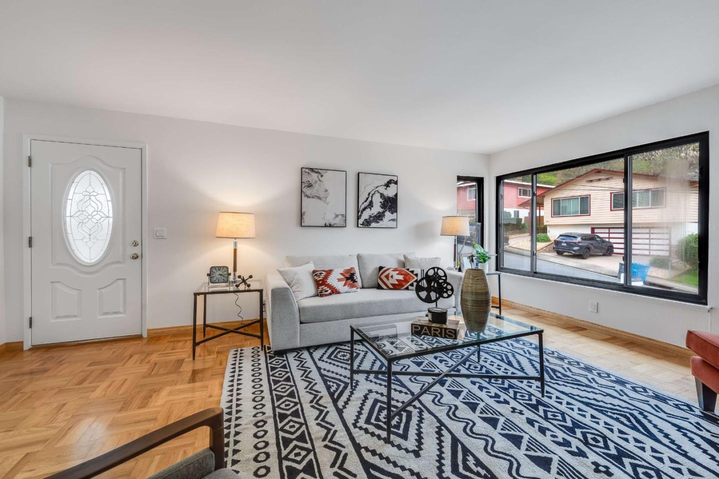 Detail Gallery Image 5 of 61 For 1536 Valdez Way, Pacifica,  CA 94044 - 3 Beds | 2 Baths