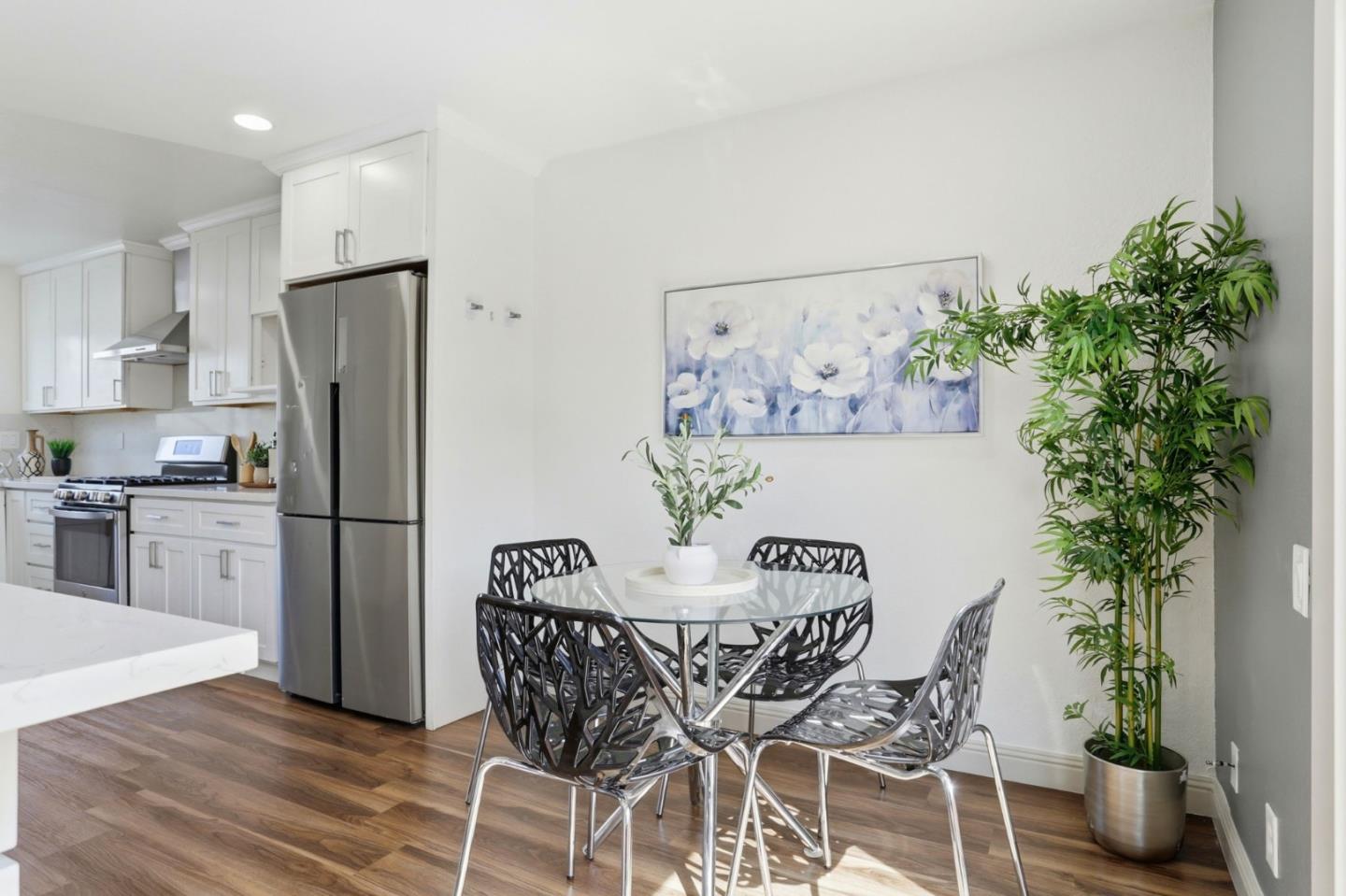 Detail Gallery Image 16 of 43 For 3281 Lantern Way, San Jose,  CA 95111 - 4 Beds | 2/1 Baths