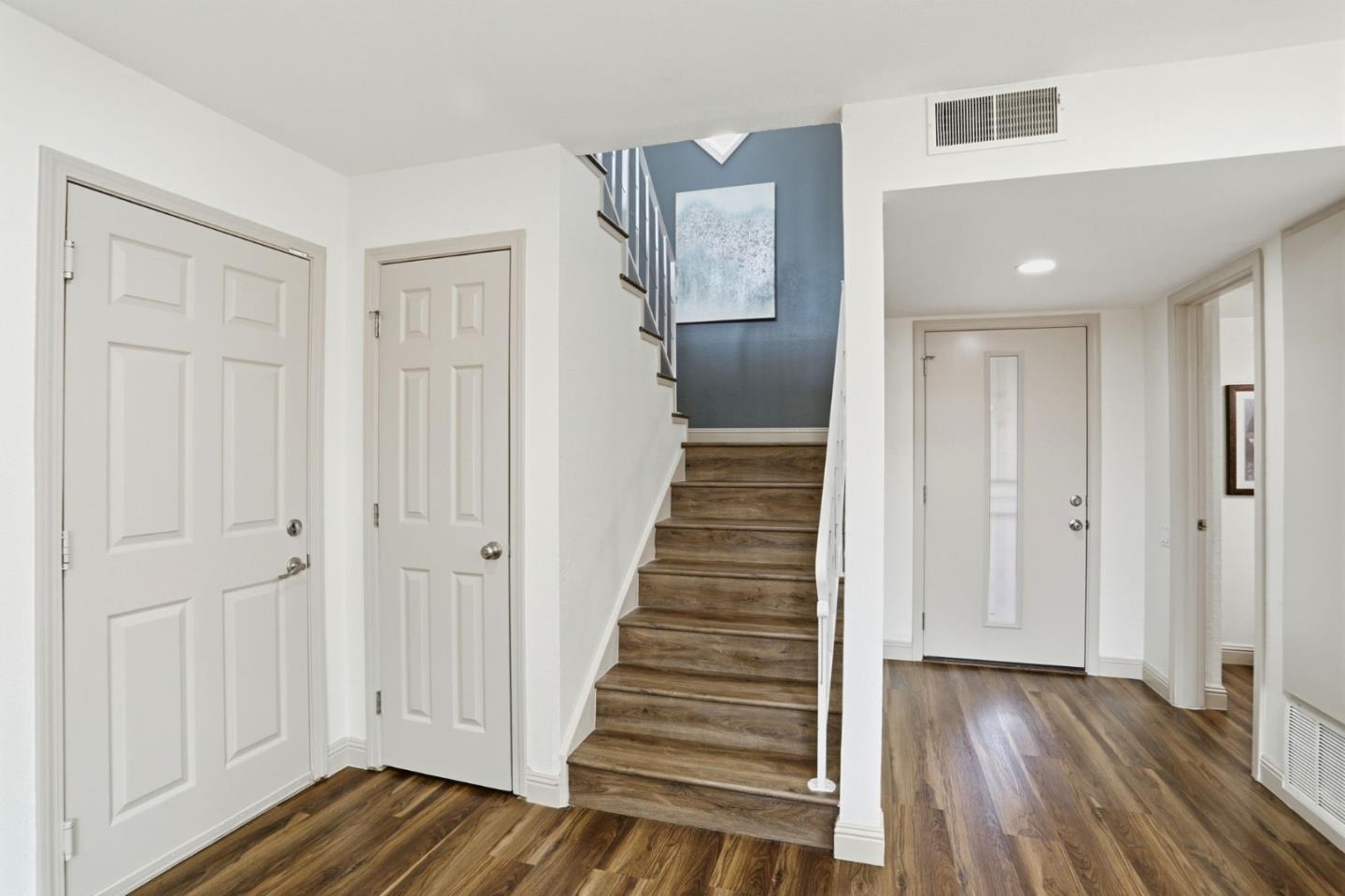 Detail Gallery Image 17 of 43 For 3281 Lantern Way, San Jose,  CA 95111 - 4 Beds | 2/1 Baths