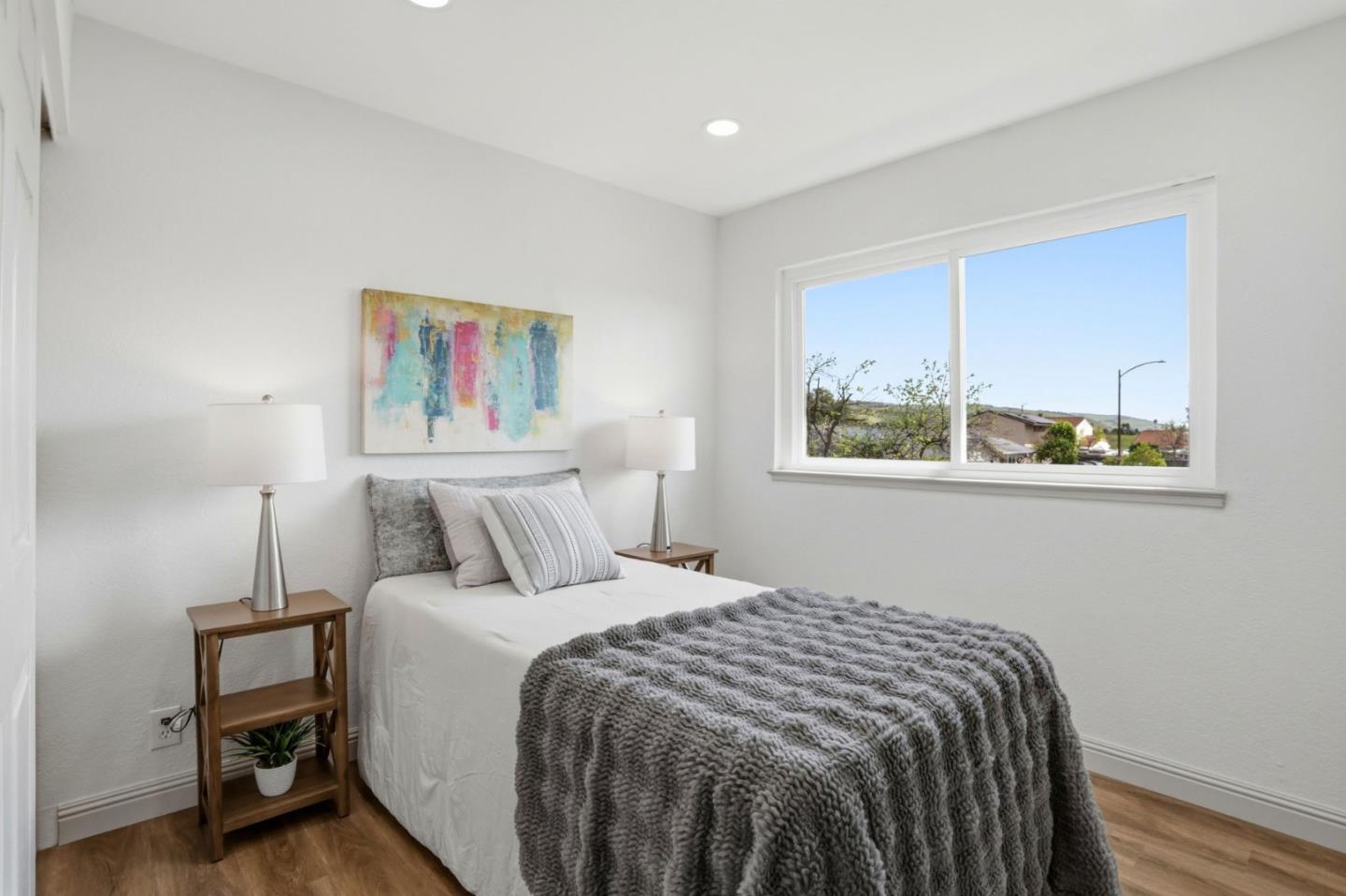 Detail Gallery Image 25 of 43 For 3281 Lantern Way, San Jose,  CA 95111 - 4 Beds | 2/1 Baths